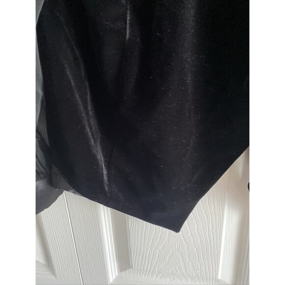 After dark Womens Medium Black‎ Velour Top Sheer Sleeve Witchy Goth Whimsigoth - Picture 7 of 8